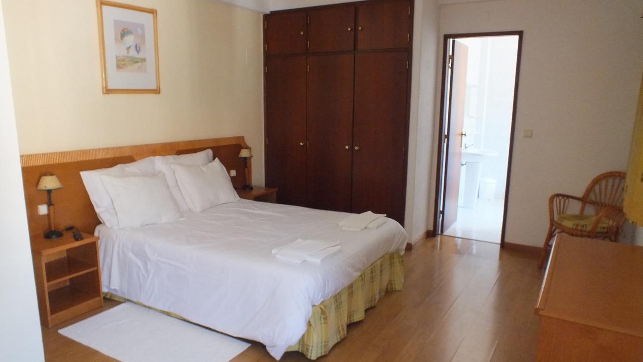 Residencial Gil Vicente Bed & Breakfast Sardoal Exterior foto